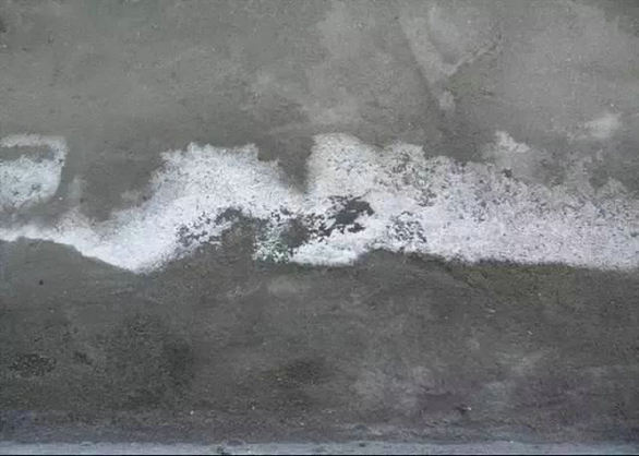 耐火澆注料返堿現(xiàn)象